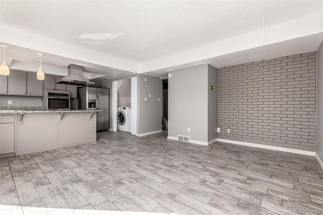 1104 W 88th Avenue, Thornton, CO 80260