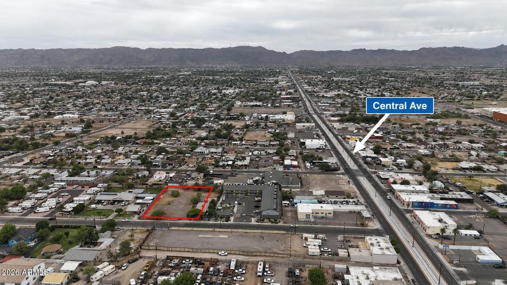 31 E ILLINI Street 6, Phoenix, AZ 85040 — photo 2