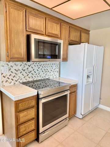 28955 Marlies Street, Agoura Hills, CA 91301
