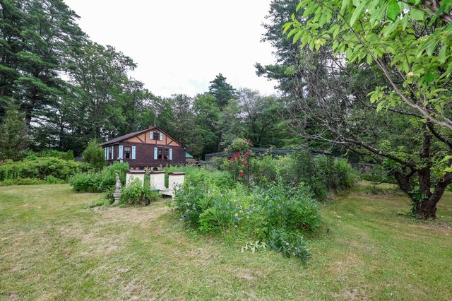 283 Hampstead Road, Derry, NH 03038