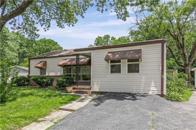 2741 N 61st Terrace, Kansas City, KS 66104