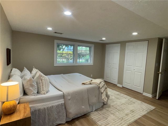 24 Carriage Court, Pittsford, NY 14534