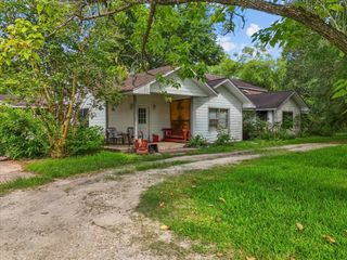 3061 Mary Lane, Dickinson, TX 77539