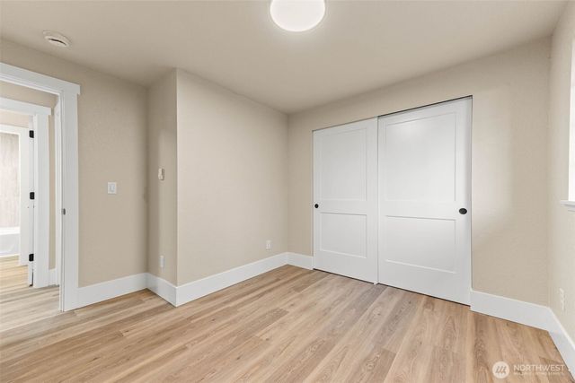 136 Rainier Acres Road SE, Rainier, WA 98576
