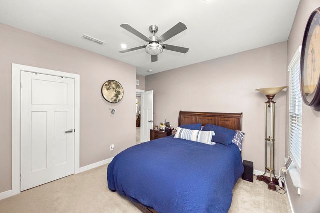2111 Hideaway Ln, Murfreesboro, TN 37128