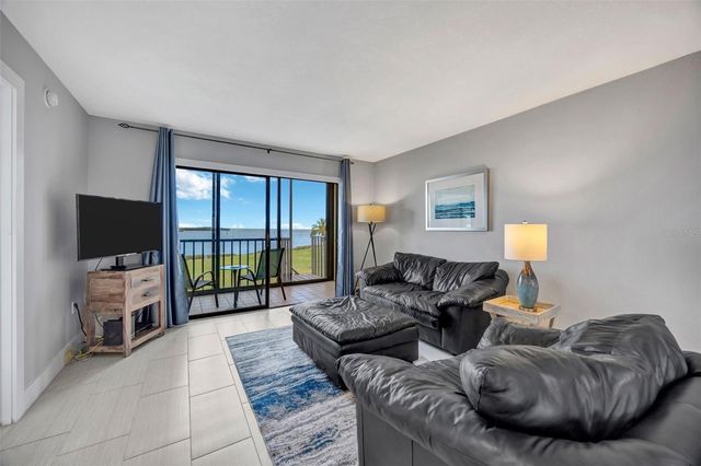 4620 BAY BOULEVARD 1117, Port Richey, FL 34668