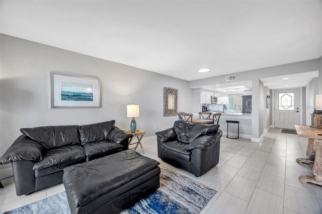 4620 BAY BOULEVARD 1117, Port Richey, FL 34668
