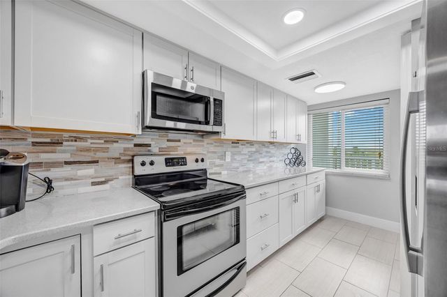4620 BAY BOULEVARD 1117, Port Richey, FL 34668
