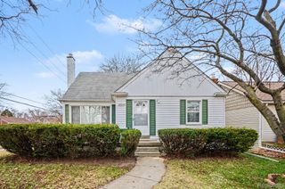 24274 Shakespeare Avenue, Eastpointe, MI 48021