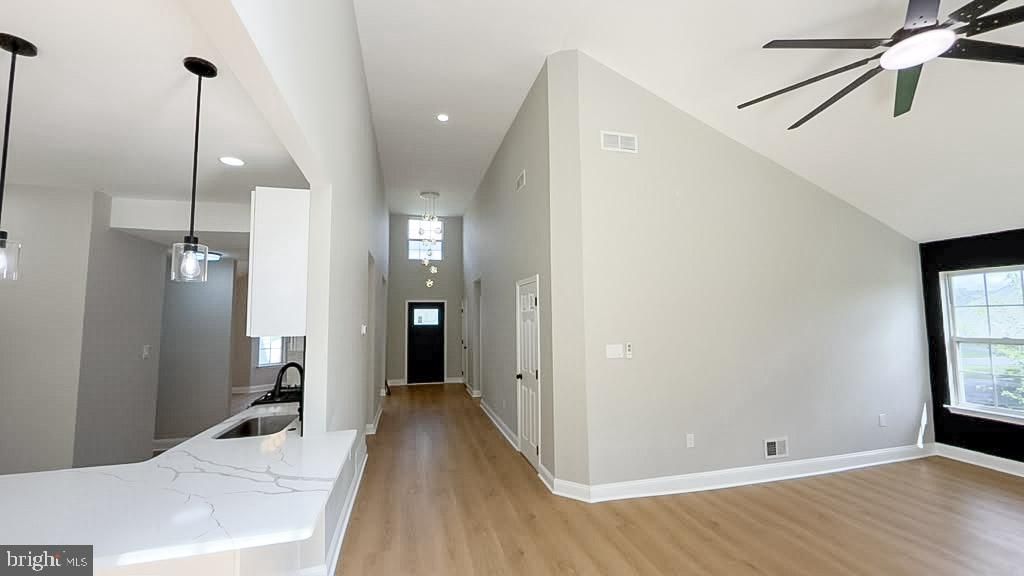 402 PARK AVE, NEW CASTLE, DE 19720 — photo 4