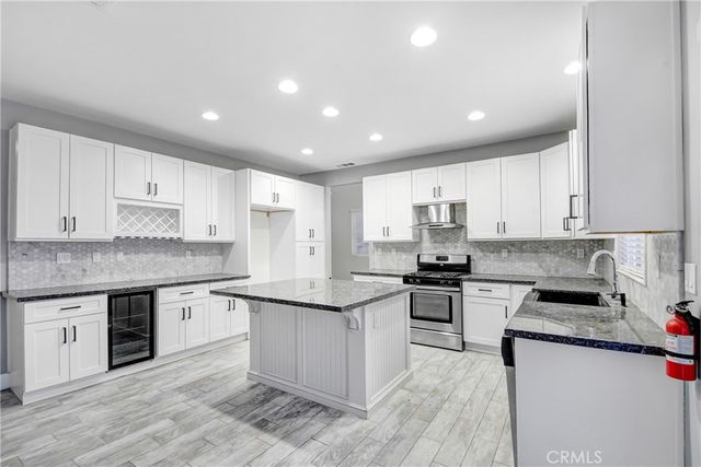 709 E Agape Avenue, San Jacinto, CA 92583