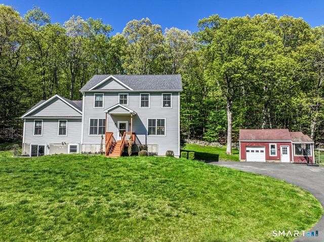 44 Aunt Pattys Lane West, Bethel, CT 06801