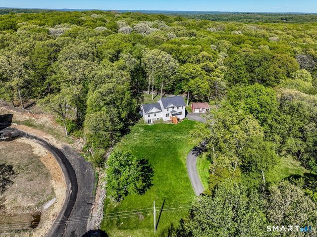 44 Aunt Pattys Lane West, Bethel, CT 06801
