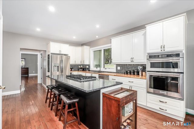 44 Aunt Pattys Lane West, Bethel, CT 06801