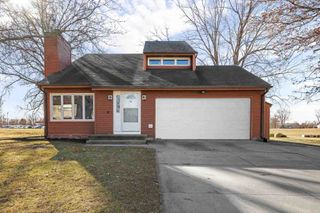 1037 Brookview Drive, Dewitt, IA 52742