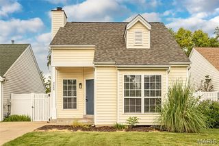 2666 Liberty Gardens Drive, Florissant, MO 63031