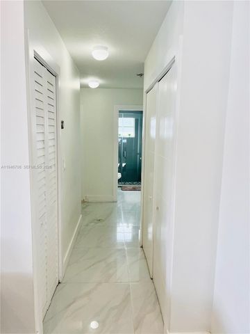 14742 SW 176th Ter, Miami, FL 33187