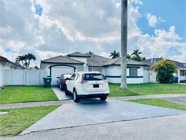 14742 SW 176th Ter, Miami, FL 33187