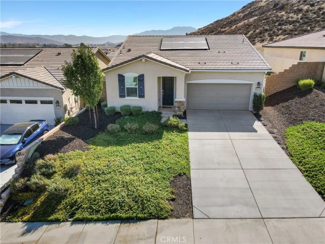 29752 Wolf Glen Court, Winchester, CA 92596