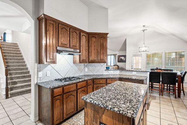 305 Tarpan Trail, Celina, TX 75009