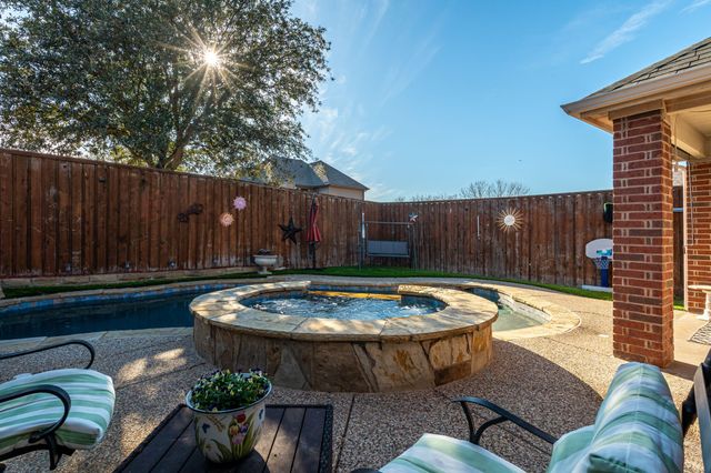 305 Tarpan Trail, Celina, TX 75009