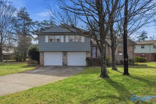 4003 Creighton Avenue NW, Huntsville, AL 35810