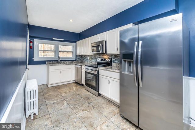 1126 STERLING AVE, Linwood, PA 19061