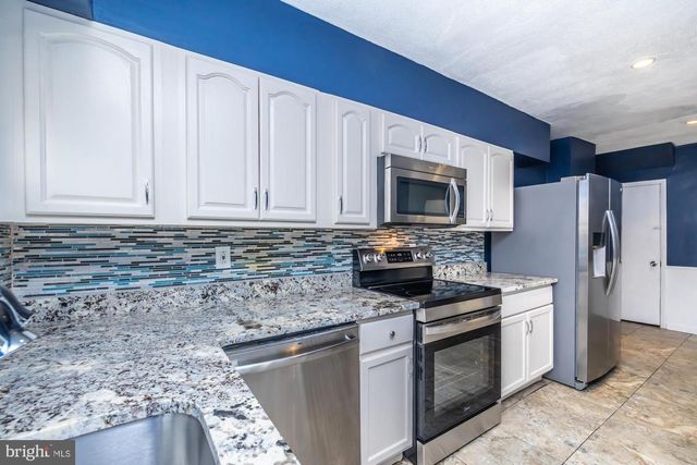 1126 STERLING AVE, Linwood, PA 19061