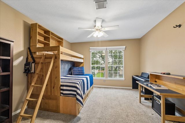 1125 Shady Knoll Lane, League City, TX 77573