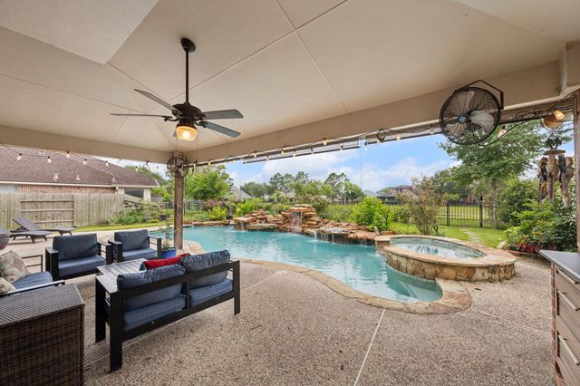 1125 Shady Knoll Lane, League City, TX 77573