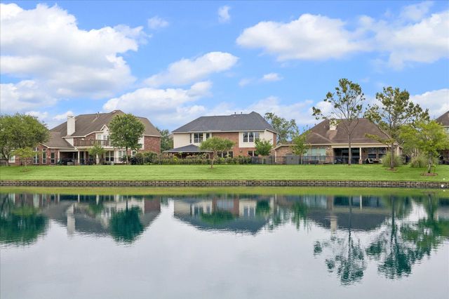 1125 Shady Knoll Lane, League City, TX 77573