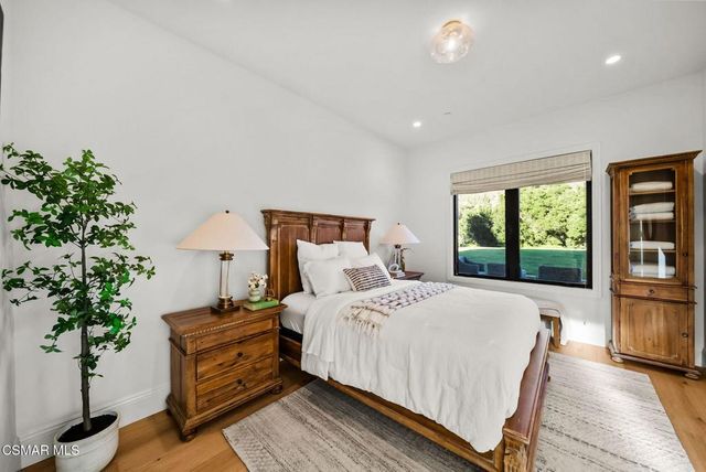 2116 Shadow Creek Drive, Agoura Hills, CA 91301