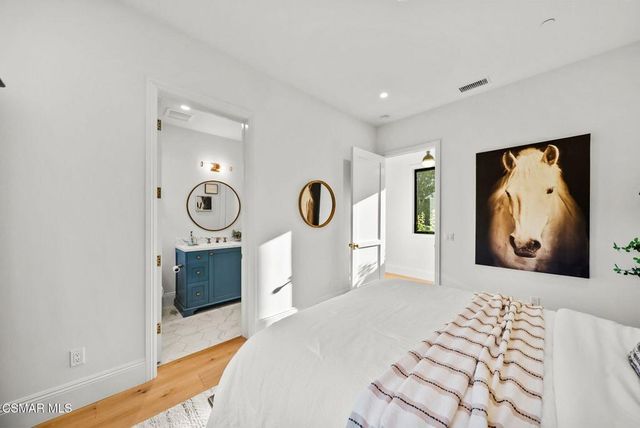 2116 Shadow Creek Drive, Agoura Hills, CA 91301