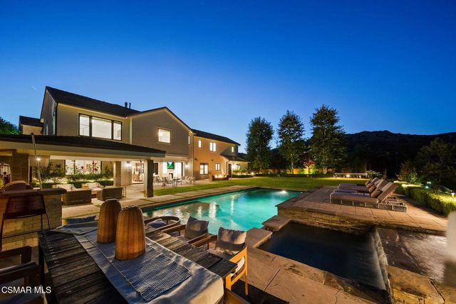 2116 Shadow Creek Drive, Agoura Hills, CA 91301