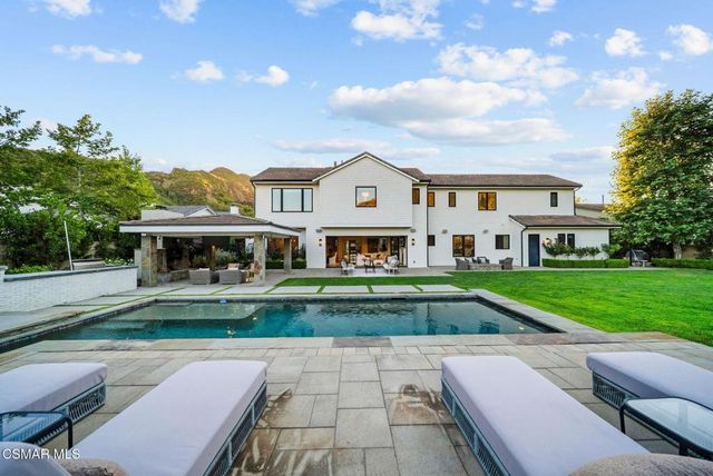 2116 Shadow Creek Drive, Agoura Hills, CA 91301