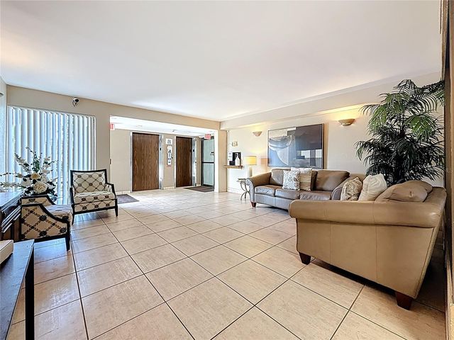 7321 CENTRAL AVENUE 502, St Petersburg, FL 33710