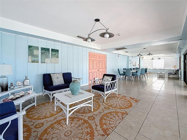 7321 CENTRAL AVENUE 502, St Petersburg, FL 33710