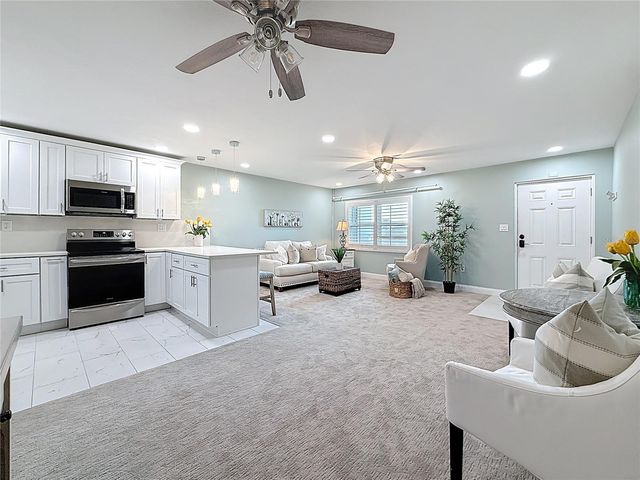 7321 CENTRAL AVENUE 502, St Petersburg, FL 33710