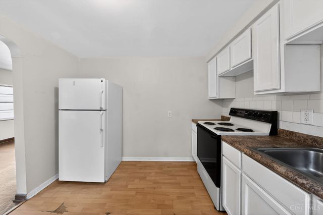 4669 Kirby Avenue, Cincinnati, OH 45223