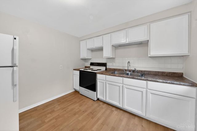 4669 Kirby Avenue, Cincinnati, OH 45223