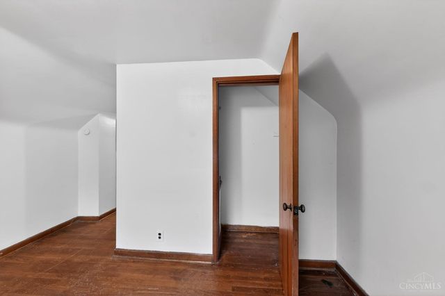 4669 Kirby Avenue, Cincinnati, OH 45223