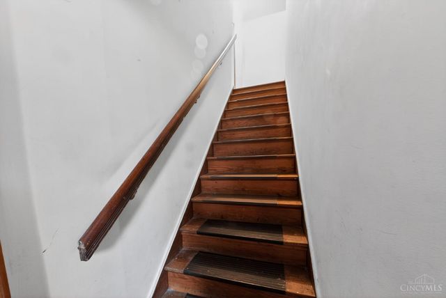 4669 Kirby Avenue, Cincinnati, OH 45223