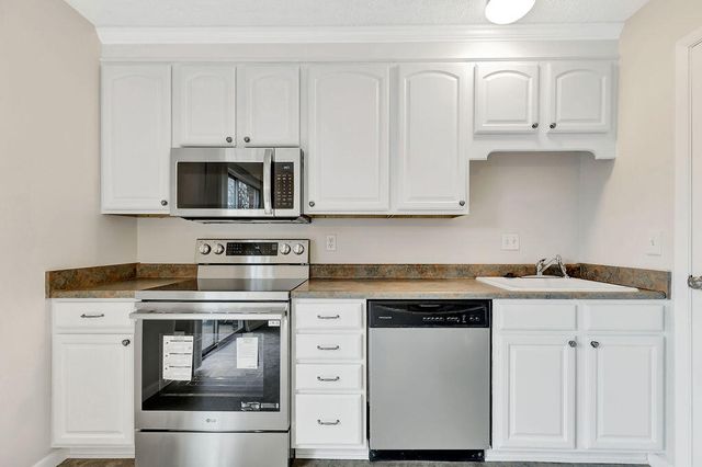 6715 Curtis Way, Florence, KY 41042