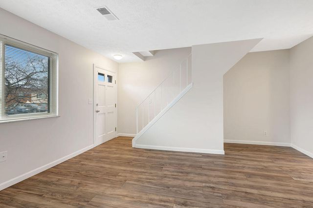 6715 Curtis Way, Florence, KY 41042