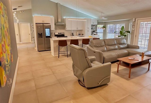 9102 FLORIBUNDA DRIVE, Orlando, FL 32818