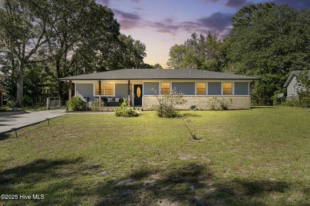 241 Bradford Road, Wilmington, NC 28409