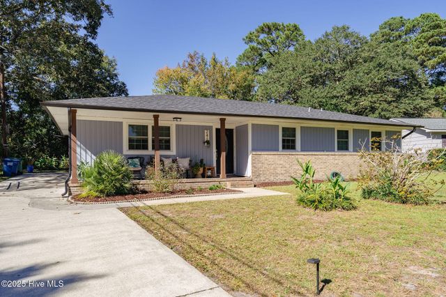 241 Bradford Road, Wilmington, NC 28409