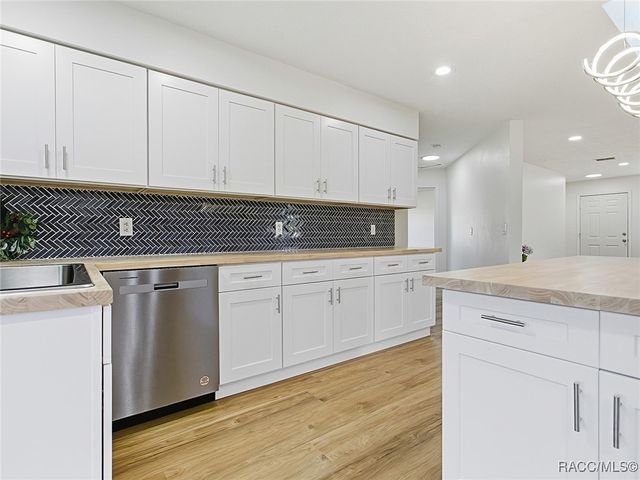 253 E Cumberland Court, Hernando, FL 34442