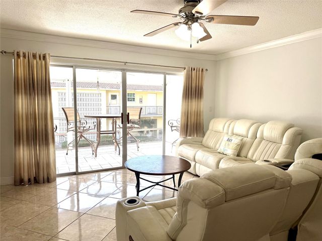 2130 NE 36th St 66, Lighthouse Point, FL 33064