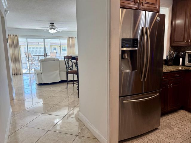 2130 NE 36th St 66, Lighthouse Point, FL 33064